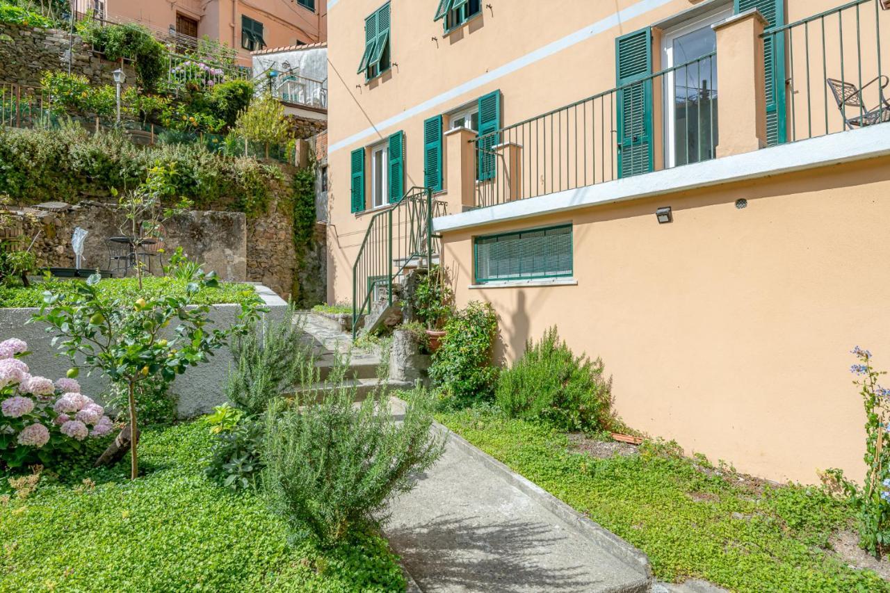 il giardino di Riomaggiore Esterno foto