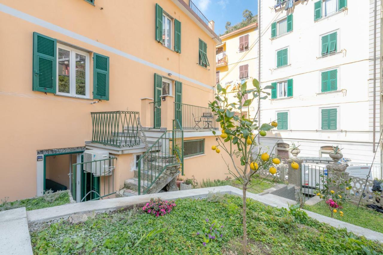 il giardino di Riomaggiore Esterno foto